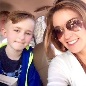 Meet your Posher, Deanna