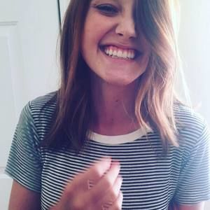 Meet your Posher, Caitlin