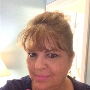 Meet your Posher, Pamela