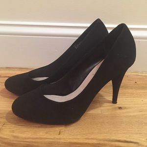 Steve Madden suede Unityy pumps