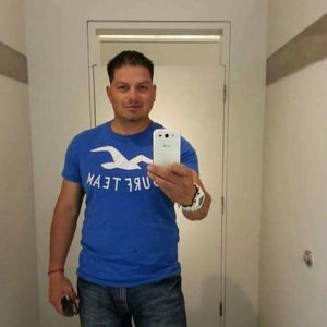 Meet your Posher, Cesar