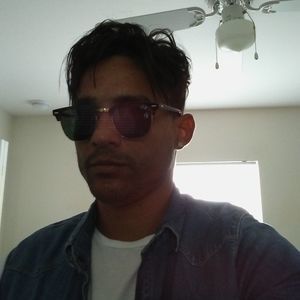 Meet your Posher, Armando miguel