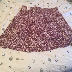 Loft plum print pull-on skirt