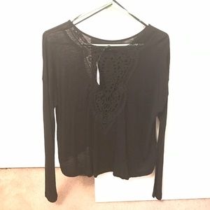 Casual black cutout back shirt