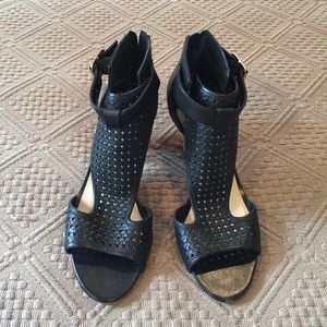 Vince Camuto black perforated leather heel