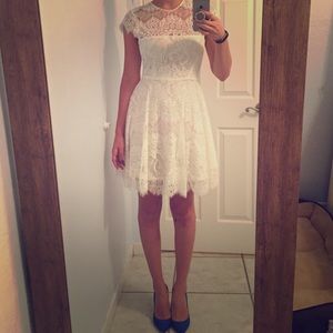 BB Dakota white lace dress
