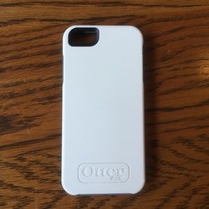 Otter box IPhone 5/5s case