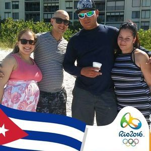 Meet your Posher, Yonis