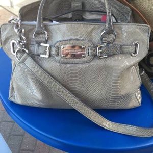 Authentic light grey snakeskin Hamilton