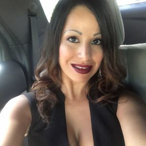 Meet your Posher, Evelyn