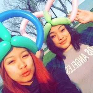 Meet your Posher, Ellena