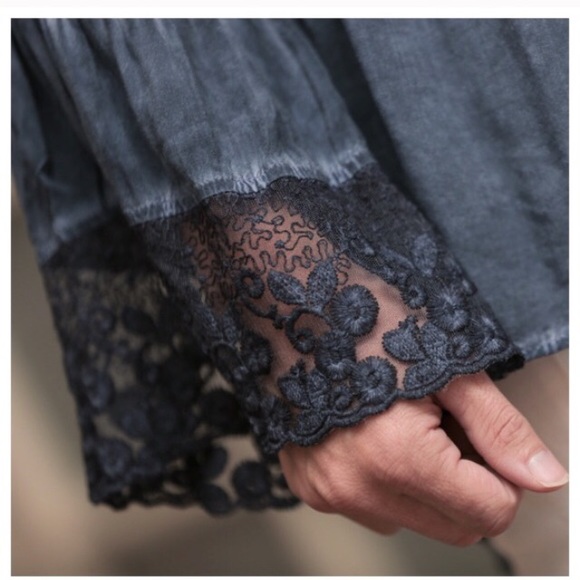 Beautiful Off The Shoulder Boho Top - Picture 2 of 2