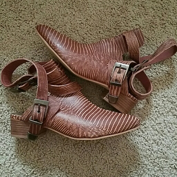 Matisse Talon ankle bootie