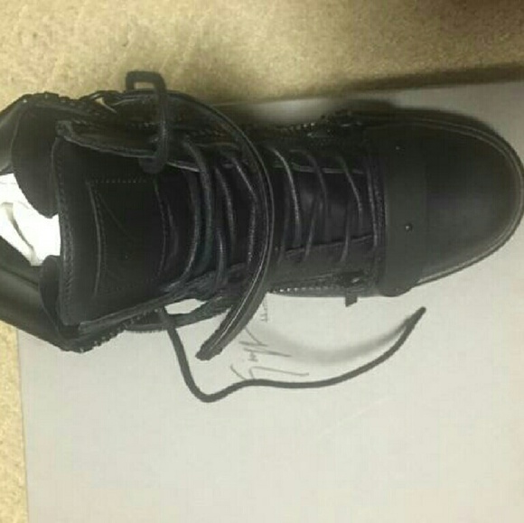 Giuseppe Sneakers