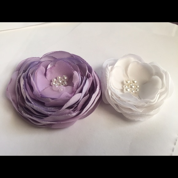 Flower Clips - Picture 2 of 2