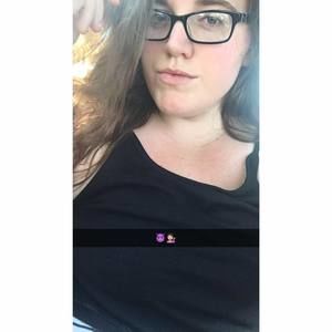 Meet your Posher, Adrienne