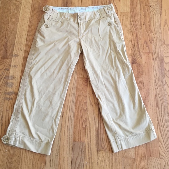 American Eagle capris
