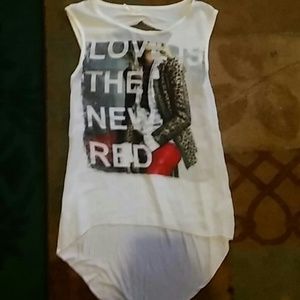 Tank tee sz medium by Occasion