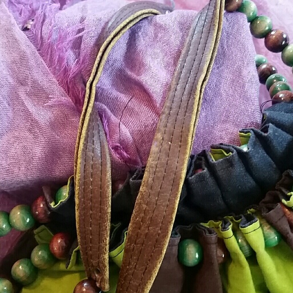 green and brown purse - Picture 2 of 4