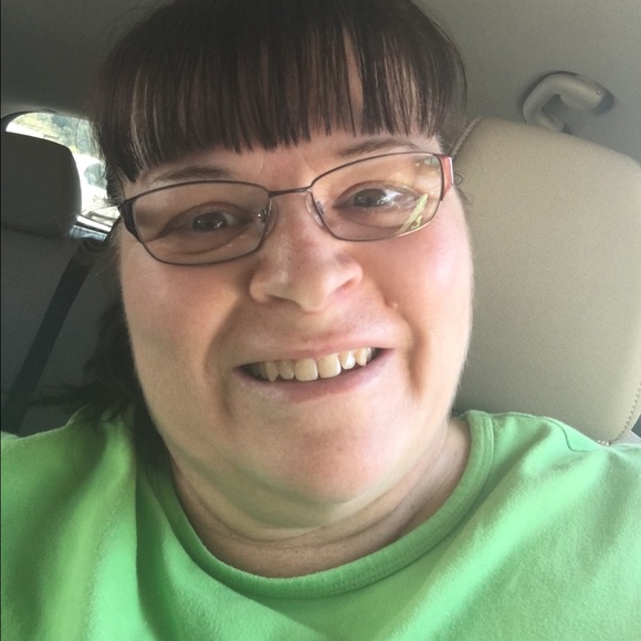 Meet your Posher, Kim - Picture 1 of 1