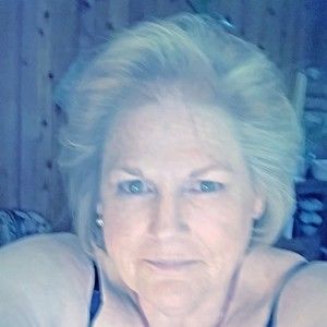 Meet your Posher, Donna marie