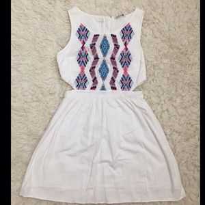 White mini dress. A line. Sleeveless. Worn once