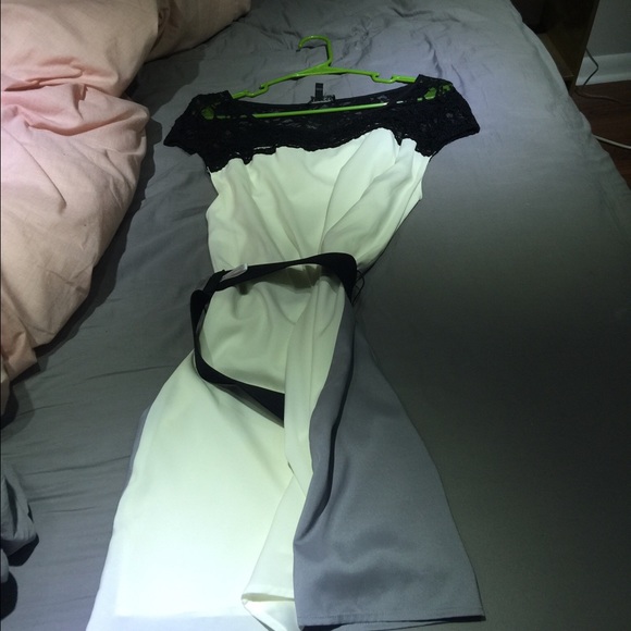 Formal express dress, perfect for a social outing