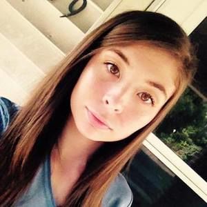 Meet your Posher, Karlie