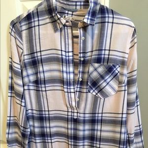 Plain button up💥💥