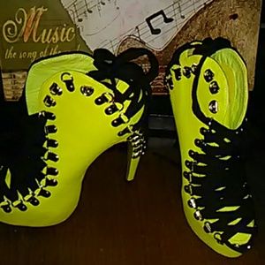 Rocky Heels