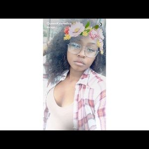 Meet your Posher, Kennethia