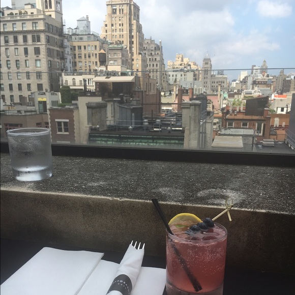 Meet your Posher, Tanika - Picture 2 of 2