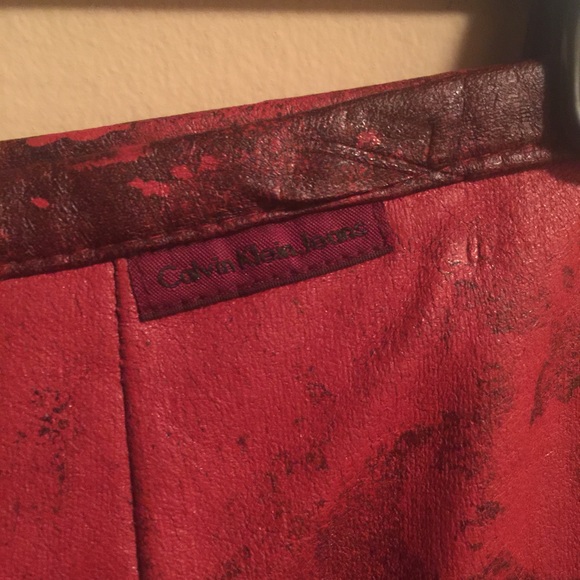 Red faux leather skirt - Picture 3 of 4