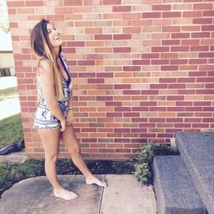 Meet your Posher, Hayley