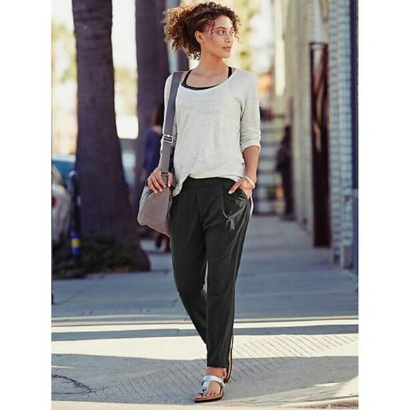 Athleta, Interlude Ankle pants NWOT