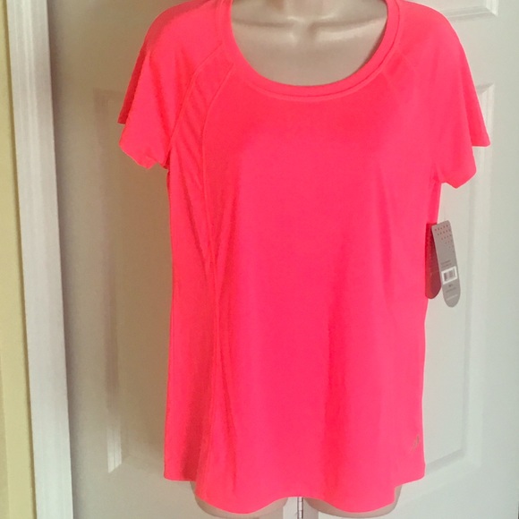 Coral flame colored running tee