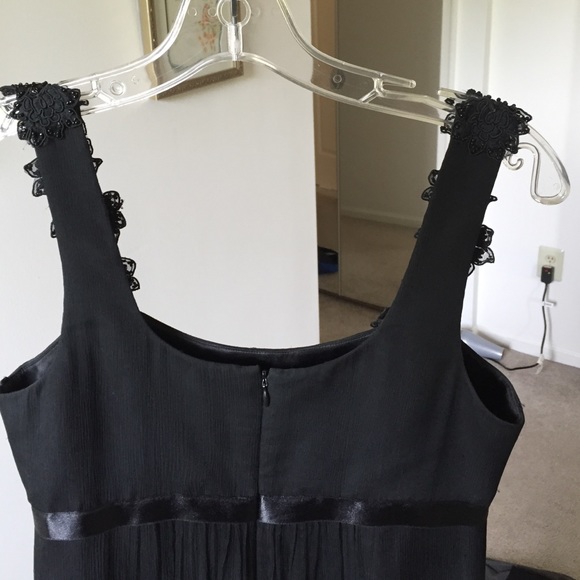 Black tie dress - Picture 3 of 3