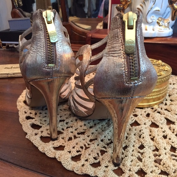 Vince Camuto stilettos - Picture 4 of 4