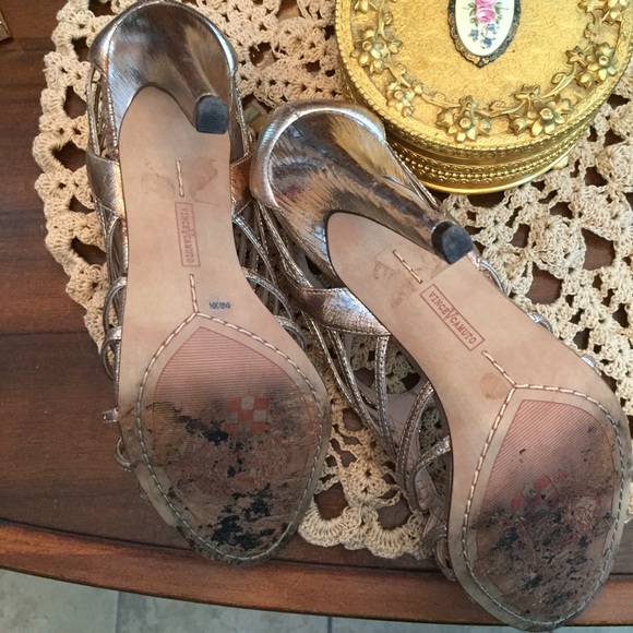 Vince Camuto stilettos - Picture 2 of 4