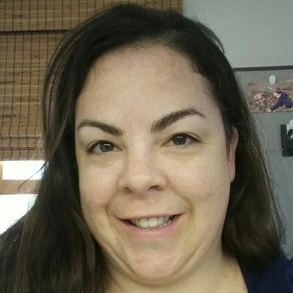 Meet your Posher, Cassandra