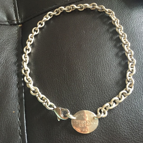 Return to tiffanys necklace