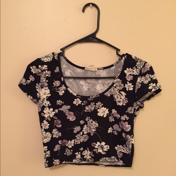 🌸PacSun Floral Crop Top!☀️