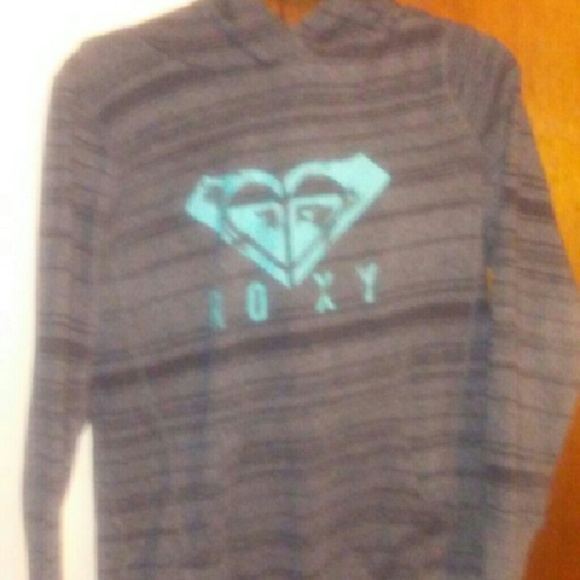 Roxy hoodie size medium