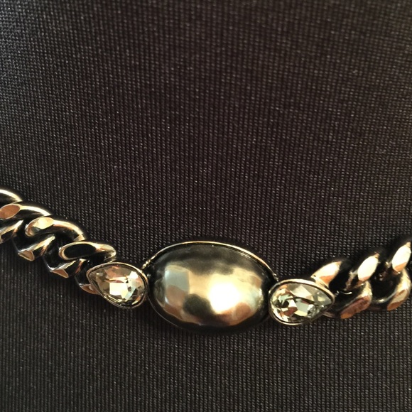 Neacklace Givenchy - Picture 2 of 4