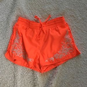 Loose orange shorts