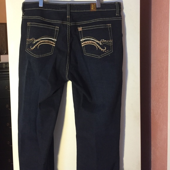 Wrangler 'Aura' jeans