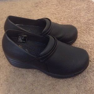 Dickies- Shoes that can be worn for any occasion.