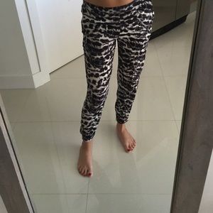Zara black and white print silky pants