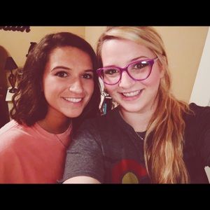 Meet your Posher, Brindi