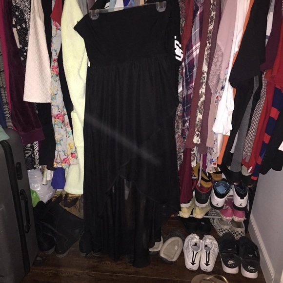 High low dress .